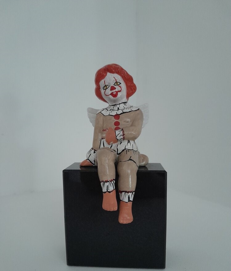 sculpture pennywise art